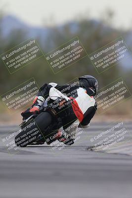 media/Sep-21-2025-Race Pace (Sun) [[98bf33ef95]]/Verified/2-Turn 2 Backside (835am)/